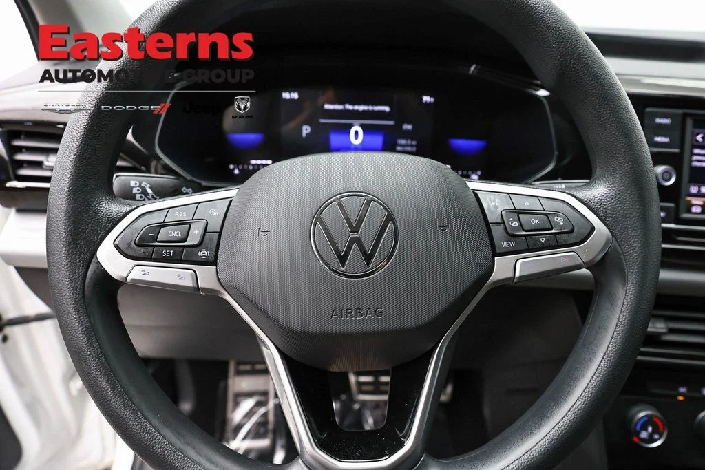 Used 2022 White Volkswagen 1.5T S image 12