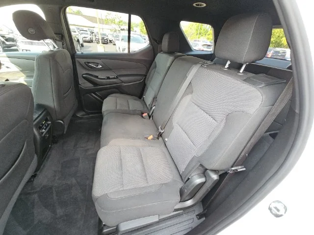 Used 2023 White Chevrolet LT image 34