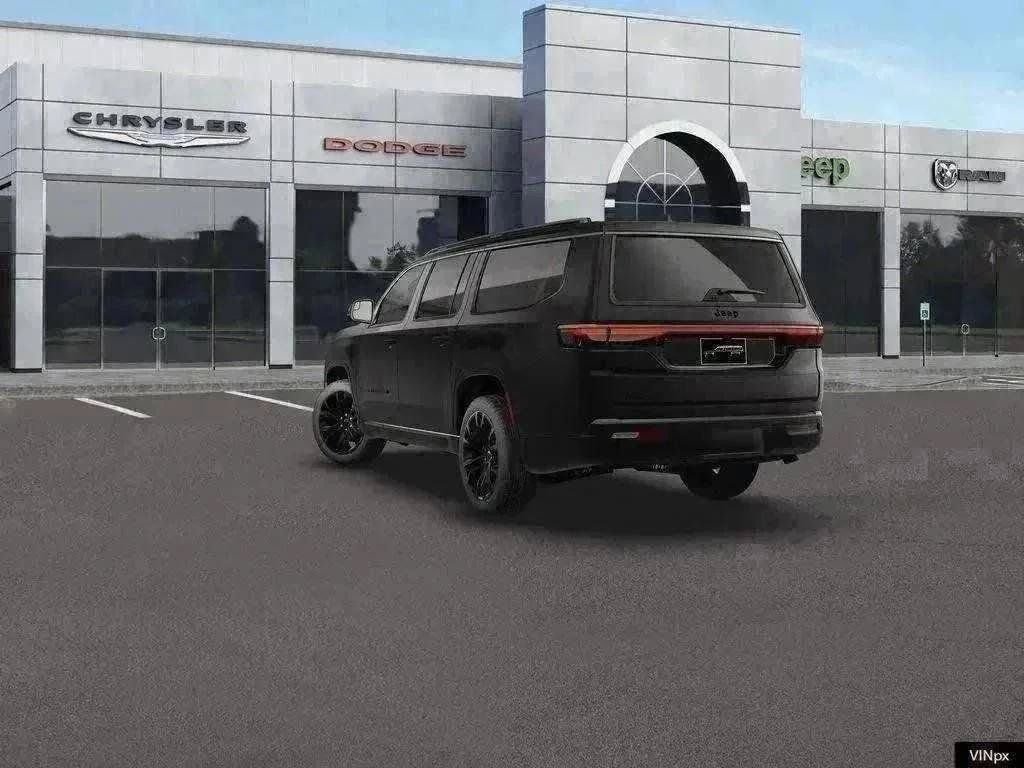 New 2026 High Gloss Black Exterior Paint Jeep Summit Reserve image 5