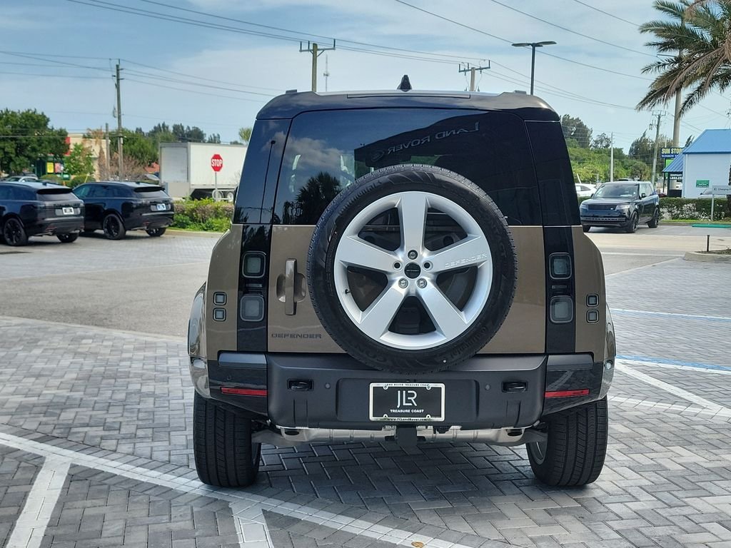 New 2026 Gondwana Stone Land Rover X-Dynamic SE image 4