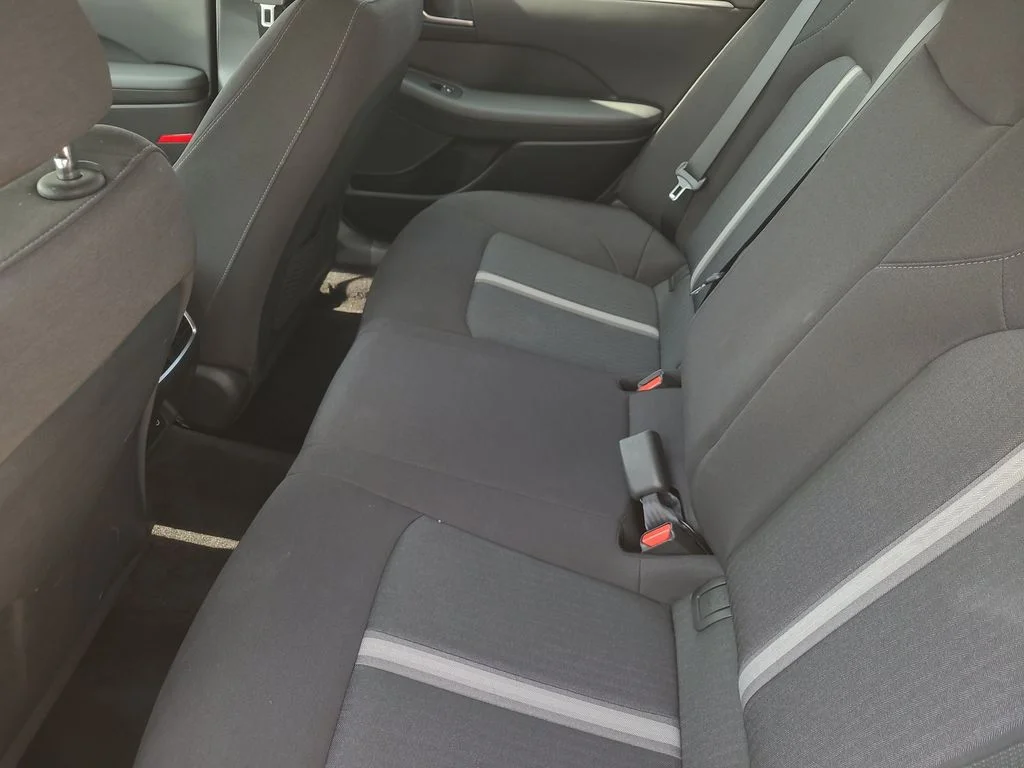 Used 2026 White Hyundai Blue image 14