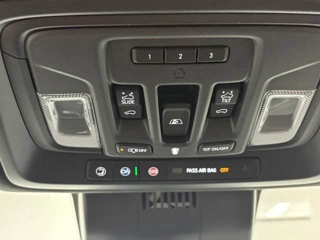 New 2026 Glacier White Tricoat GMC Denali Ultimate image 36