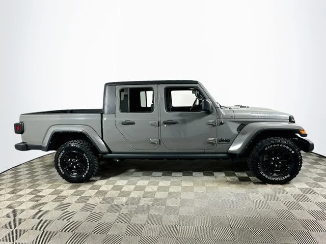 Certified Pre-Owned 2022 Jeep Gladiator Willys