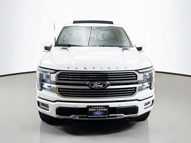 New 2026 Star White Metallic Tri-Coat Ford Platinum® image 2