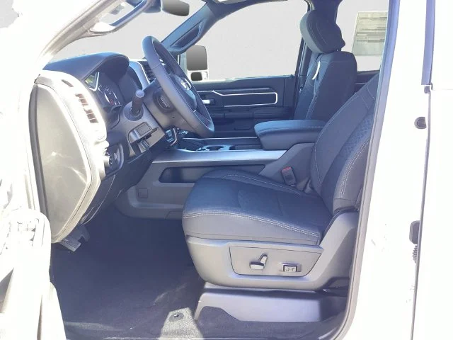 New 2027 White Ram BIG HORN CREW CAB 4X4 6