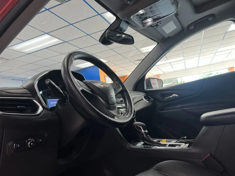 Used 2024 Red Chevrolet Premier image 19