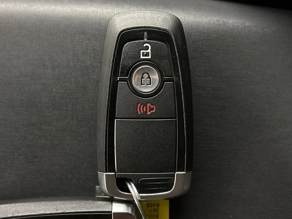 Certified Used 2022 Blue Ford Badlands image 33