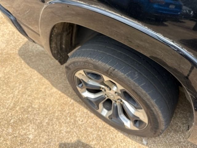 Used 2019 Diamond Black Ram Limited image 20