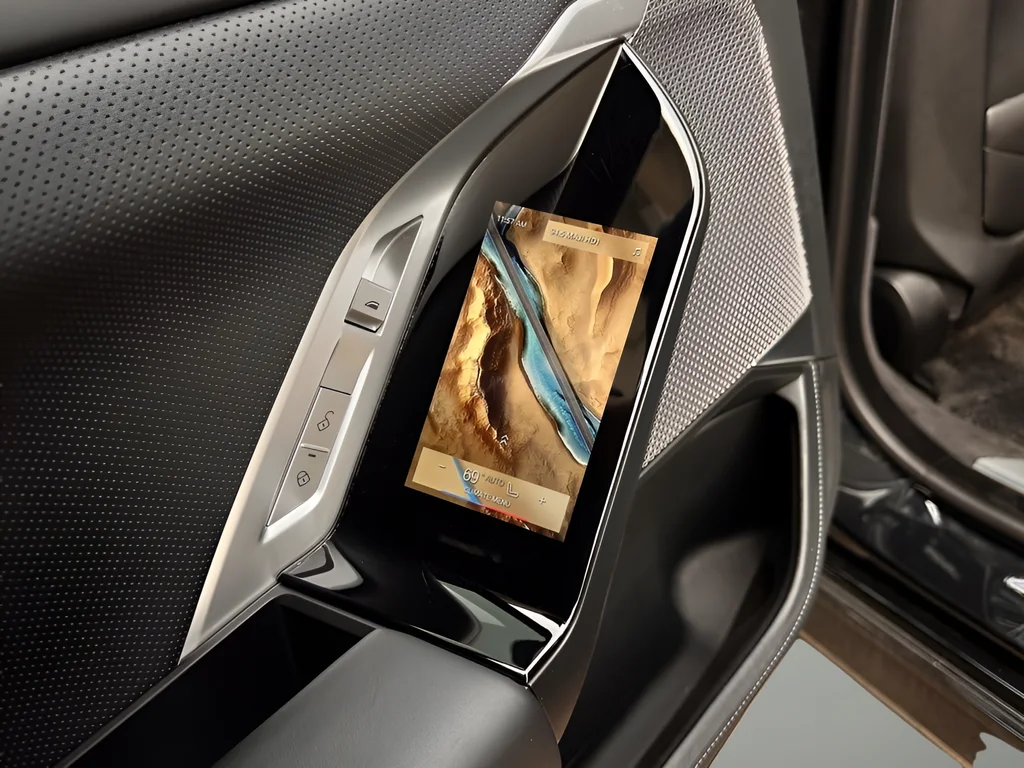 2025 BMW 7 Series 760i - Photo 22