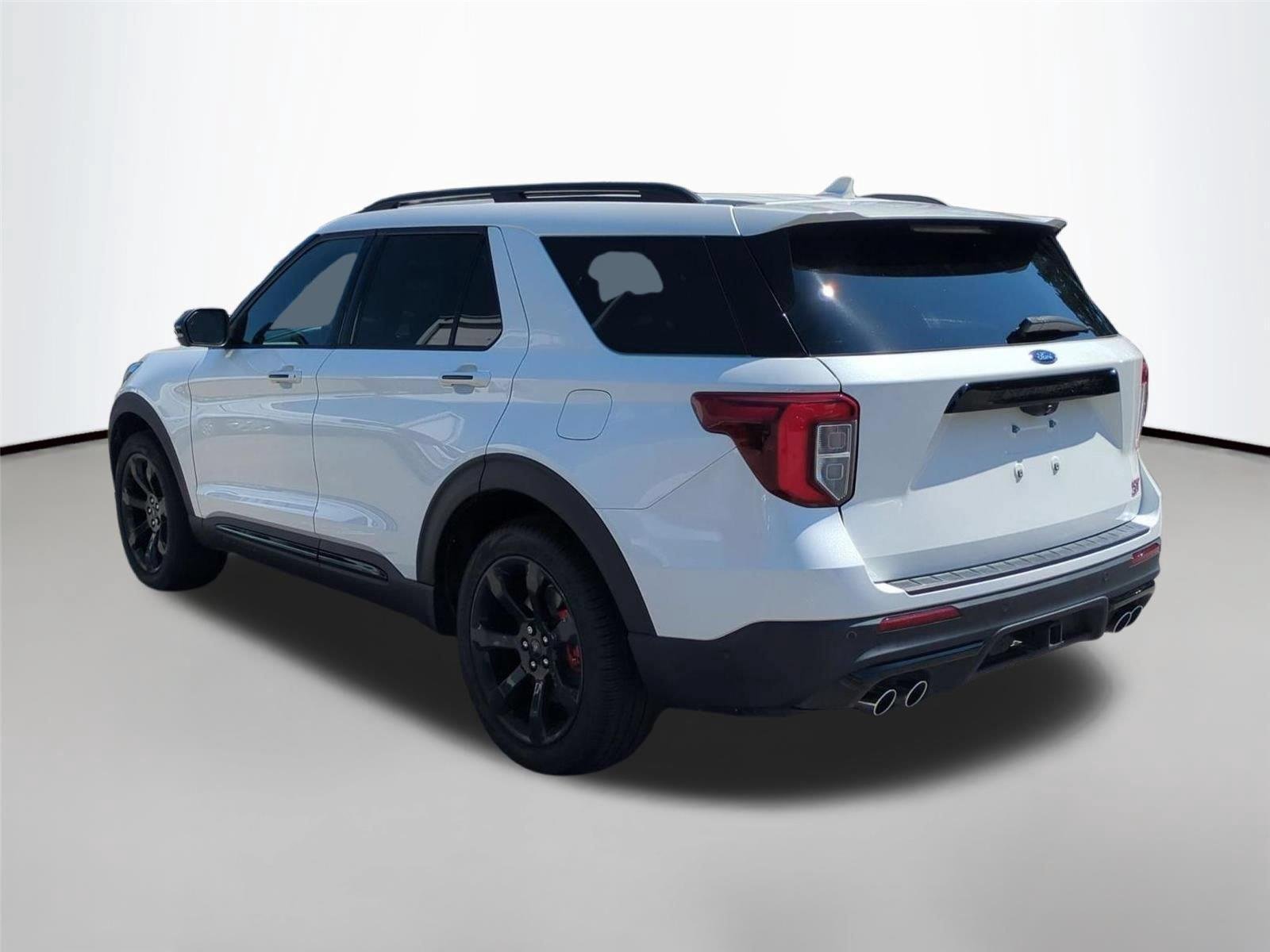 Used 2022 Star White Metallic Tri-Coat FORD ST image 3