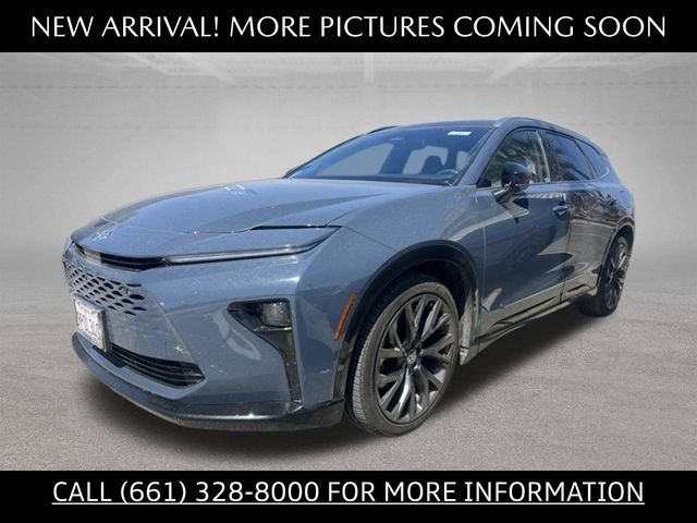 Used 2025 White Toyota Limited image 1