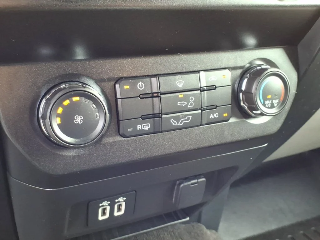 Used 2020 Black Ford XL image 20
