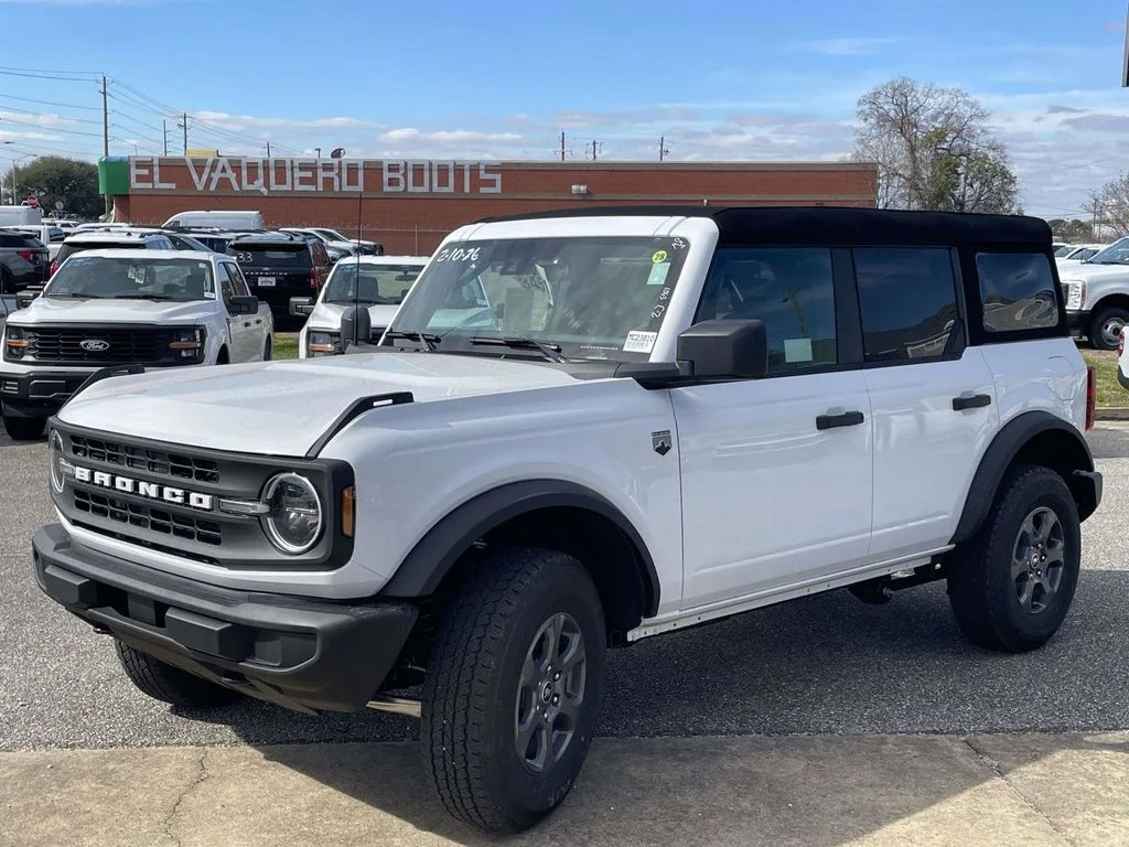 New 2026 White Ford Big Bend image 7