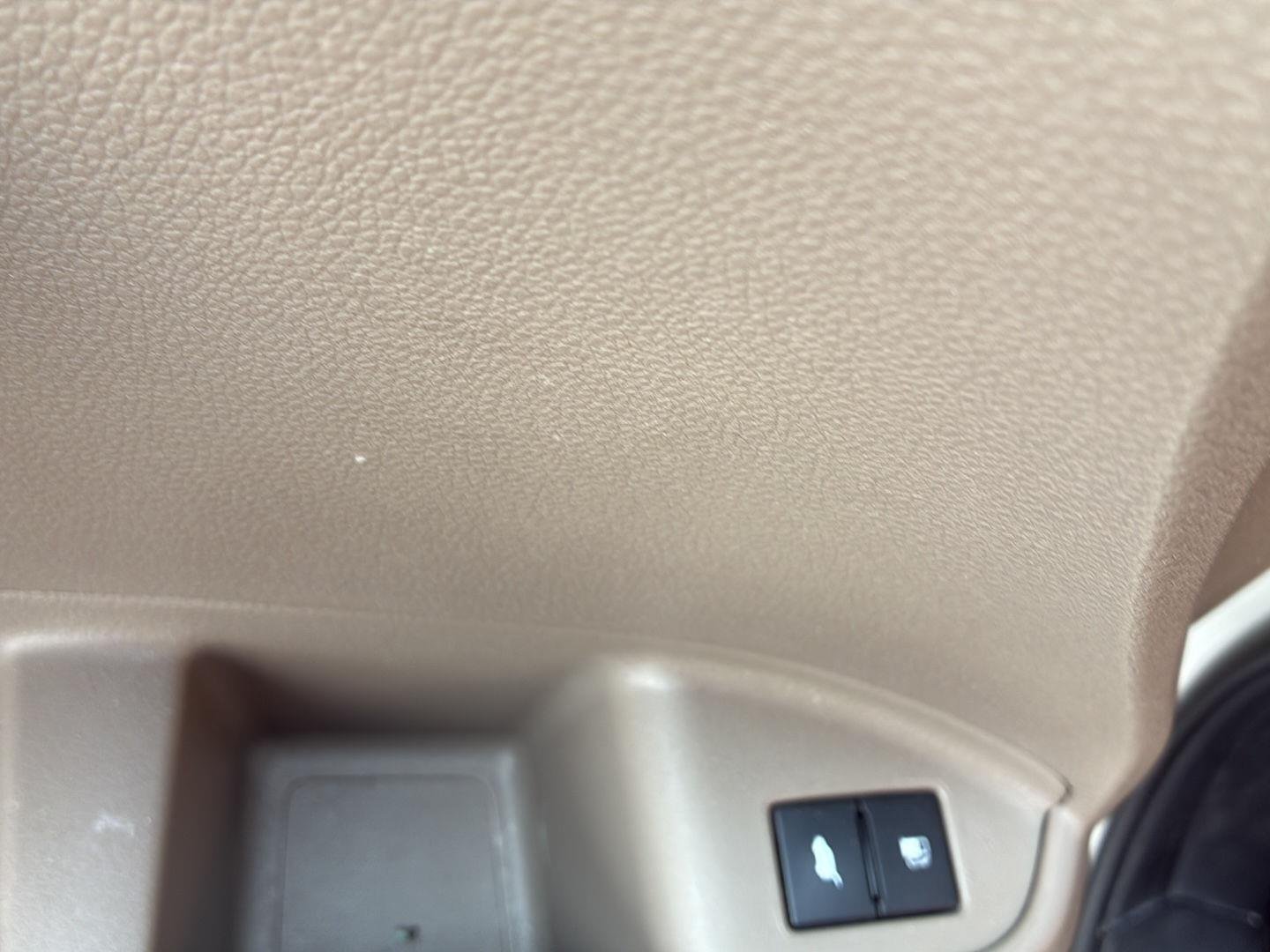 Used 2019 White Diamond Pearl Honda EX-L image 9