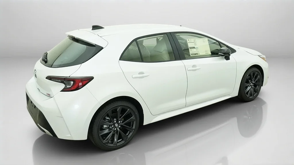New 2027 Wind Chill Pearl Toyota XSE image 9