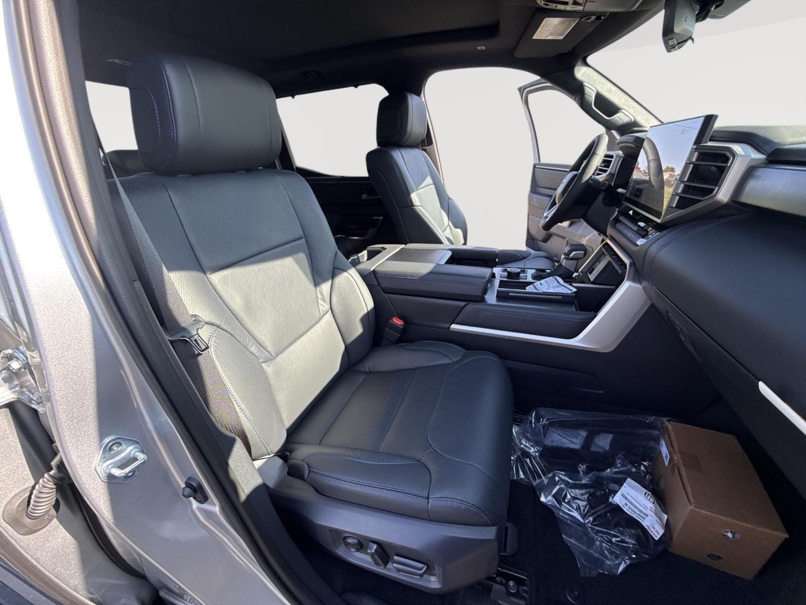 2026 Toyota Tundra Platinum - Photo 37