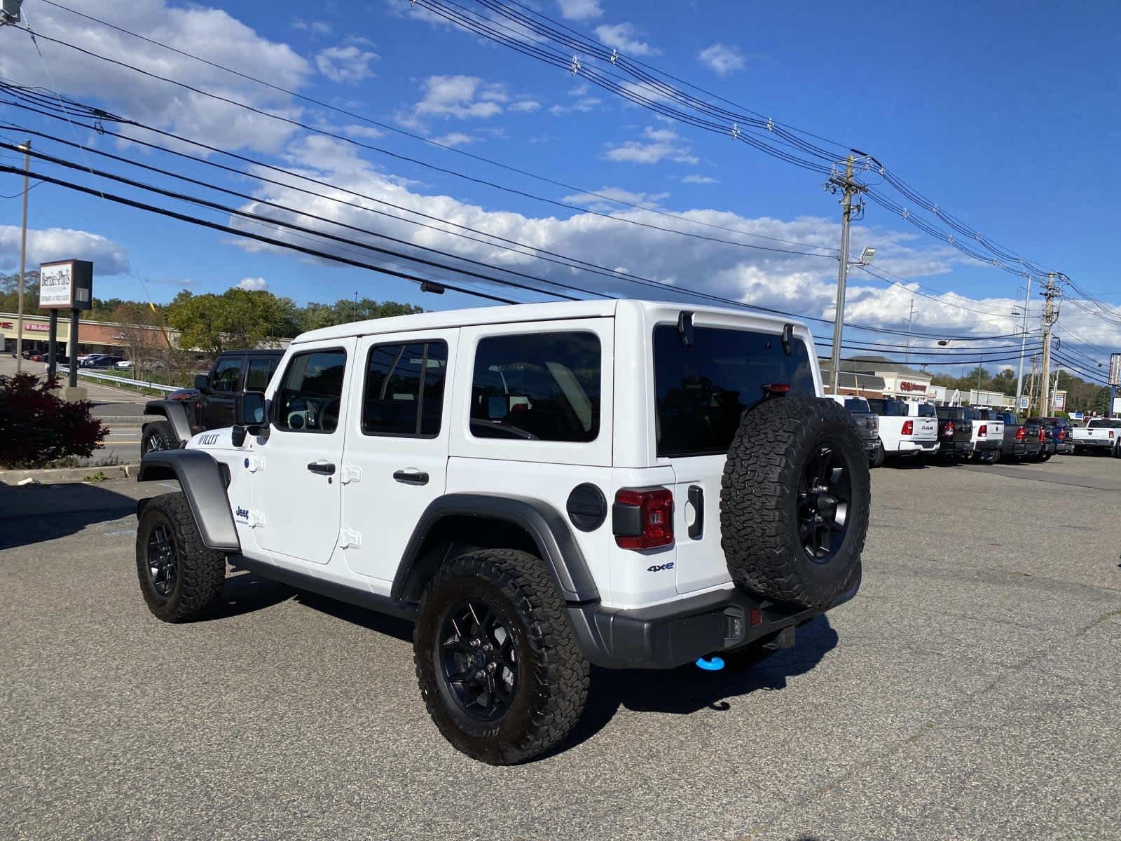 Certified Used 2024 Bright White Clearcoat Jeep Willys image 7