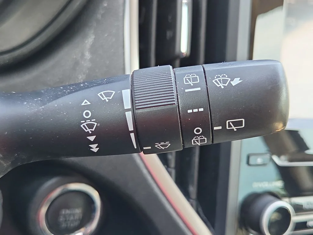 Used 2022 Green Subaru Premium image 34
