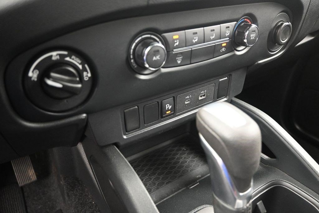 Used 2022 Gun Metallic Nissan S image 22