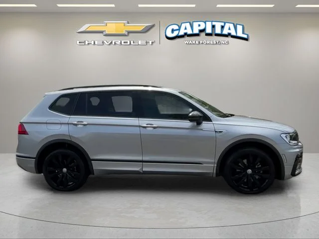 Used 2021 Silver Volkswagen 2.0T SE R-Line Black image 6