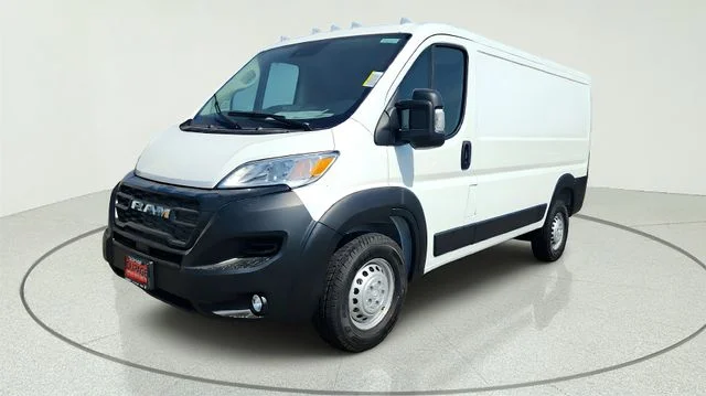 New 2026 Bright White Clear-Coat Exterior Paint RAM Low Roof image 7