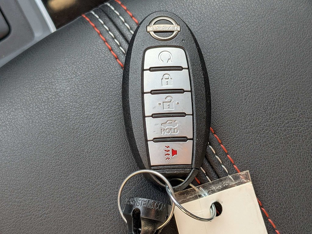 2025 Nissan Altima SR - Photo 32