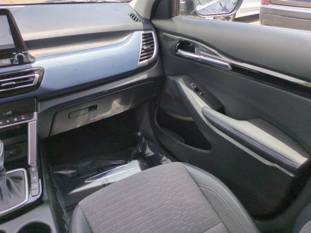 Certified Used 2022  Kia Nightfall image 17
