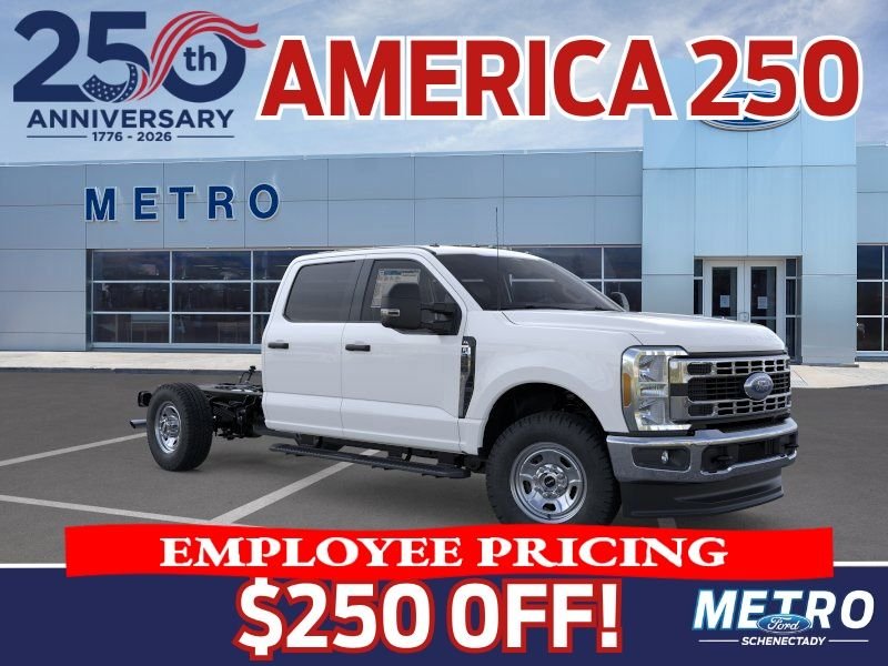 2026 Ford F-350 XL 4x4 Crew Cab 179-In SRW's photo