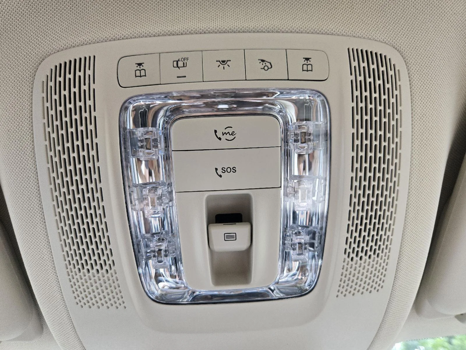 Used 2024 Polar White Mercedes-Benz GLE 450 image 23