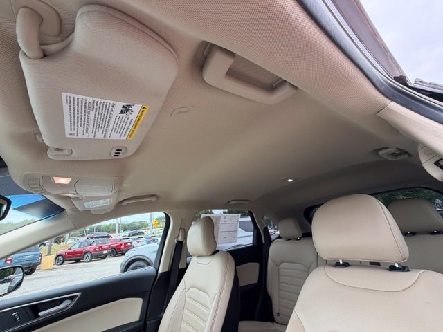 Used 2019 Red Ford SEL image 30