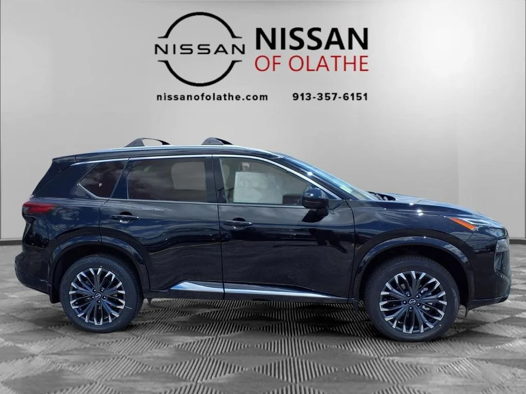 New 2026 Super Black Nissan Platinum image 29