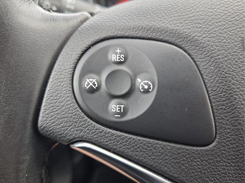 Used 2019 Silver Ice Metallic CHEVROLET 4dr Sdn Premier w/2LZ image 32