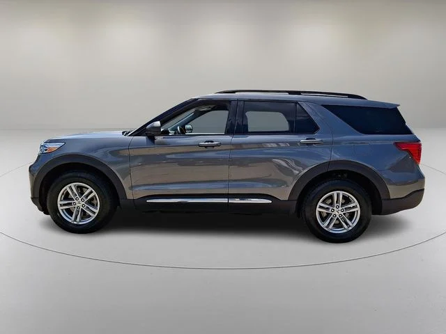 Used 2022 Gray Ford XLT image 6