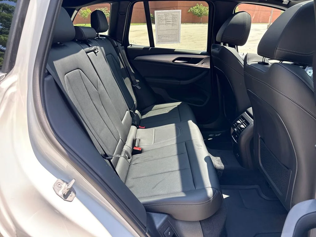 Used 2024 White BMW xDrive30i image 26