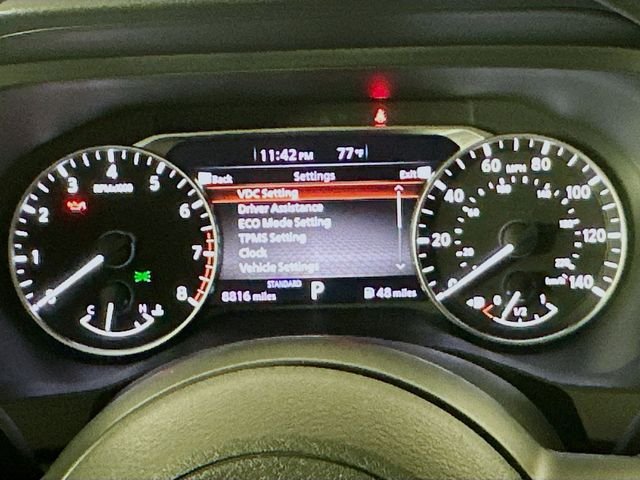 Used 2025 Gray Nissan S image 2
