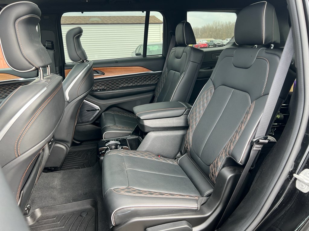Used 2024 Diamond Black Crystal Pearlcoat Jeep Summit Reserve image 13