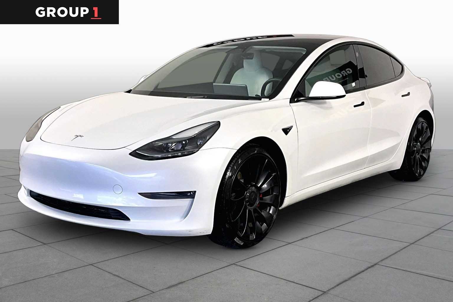 2023 Tesla Model 3 Performance