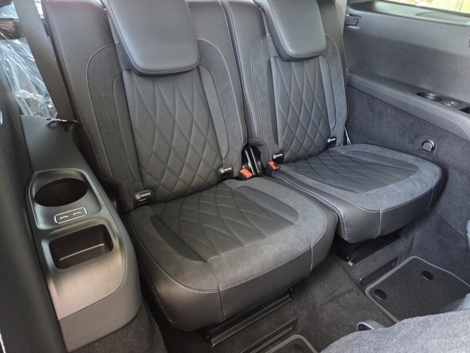 New 2026 Obsidian Black Metallic Mercedes-Benz AMG® GLS 63 4MATIC+ SUV image 17