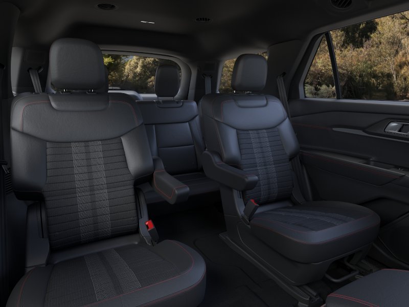 New 2026 Agate Black Metallic Ford ST-Line image 11