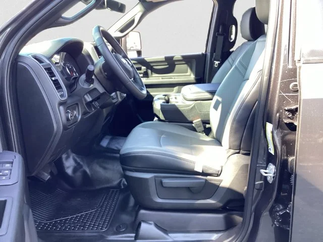 New 2026 Crystal Metallic Ram TRADESMAN CREW CAB 4X4 6