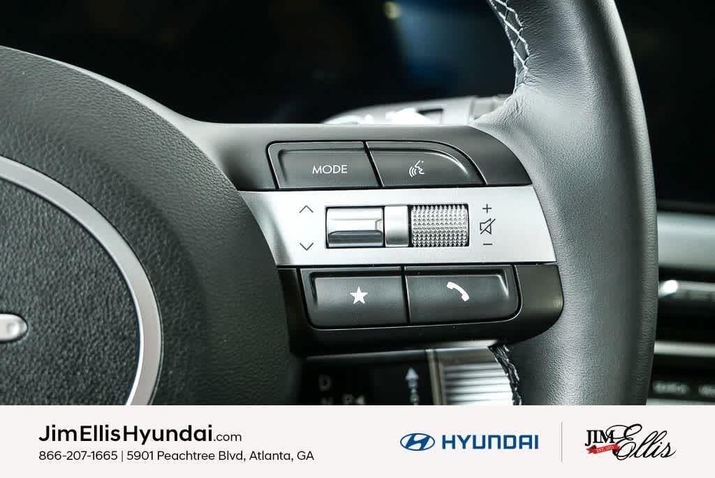 2025 Hyundai Sonata Hybrid Limited - Photo 17