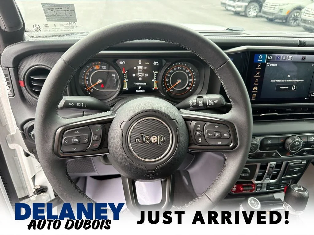 Used 2026 White Jeep Rubicon image 21