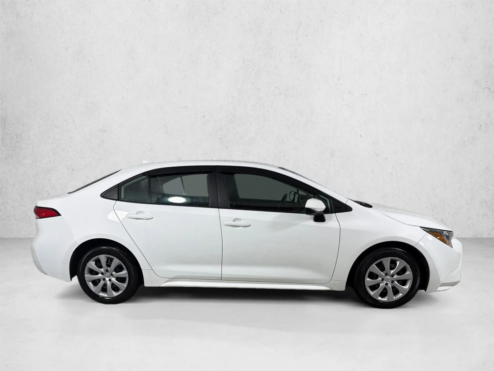 Used 2023 Gray Toyota LE image 2