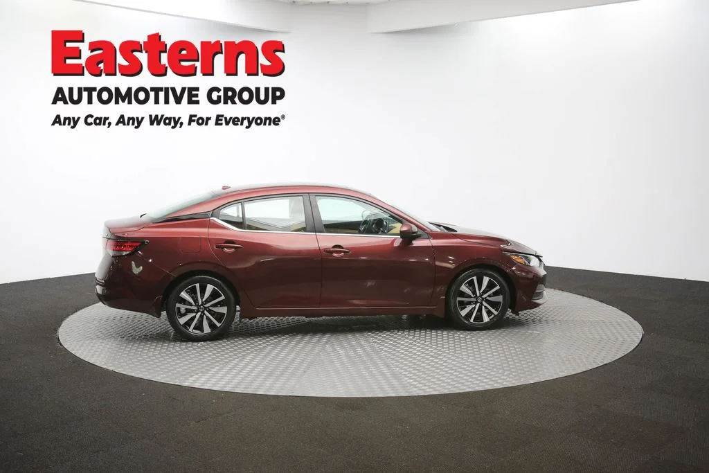 Used 2022 Red Nissan SV image 44