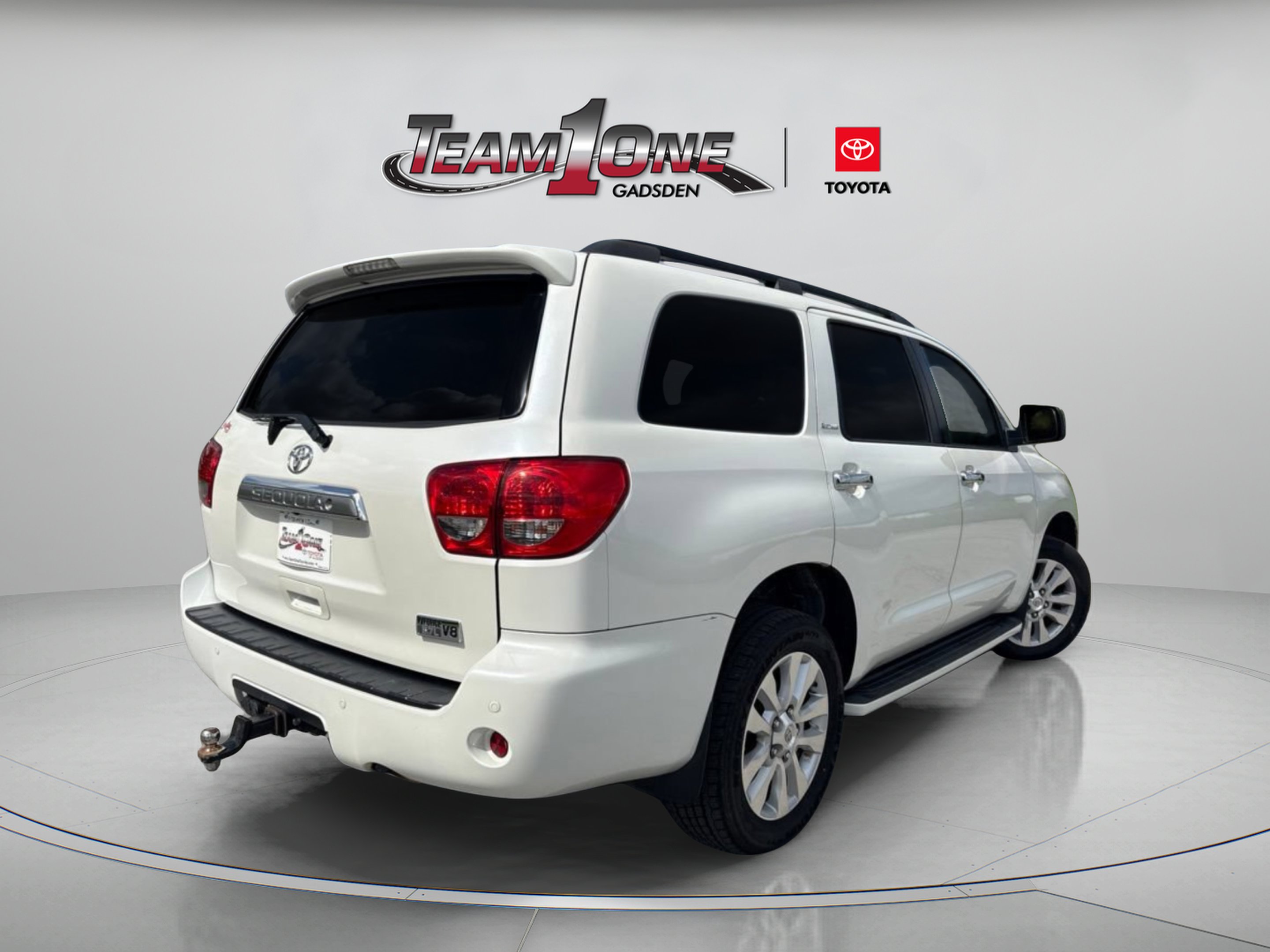 Used 2016 Blizzard Pearl Toyota Platinum image 11
