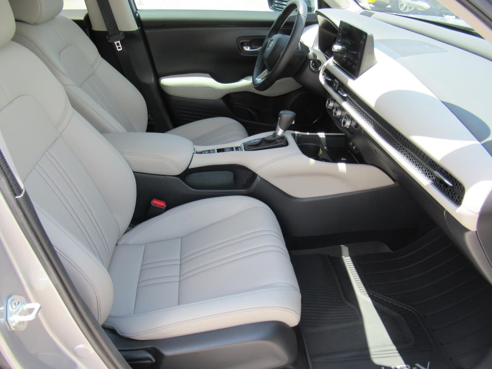 Used 2026 Gray Honda EX-L image 10