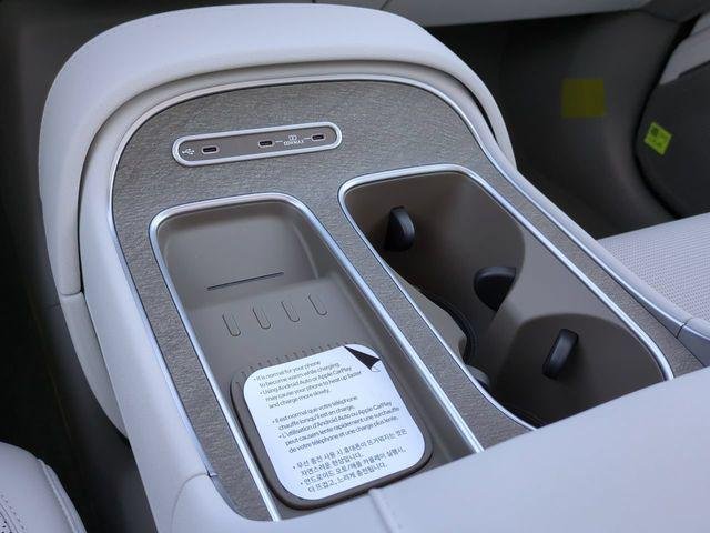 New 2026 White Hyundai SEL Premium FWD image 21