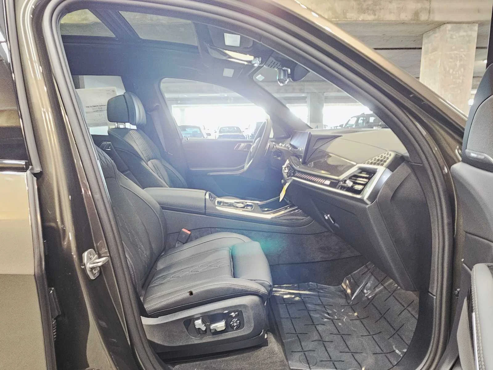 2026 BMW X7 M60i - Photo 28