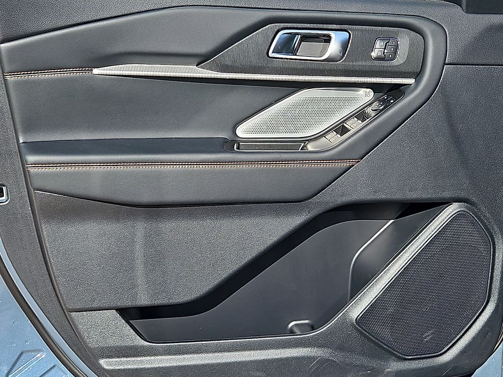 New 2026 Vapor Blue Metallic Ford Tremor® image 18