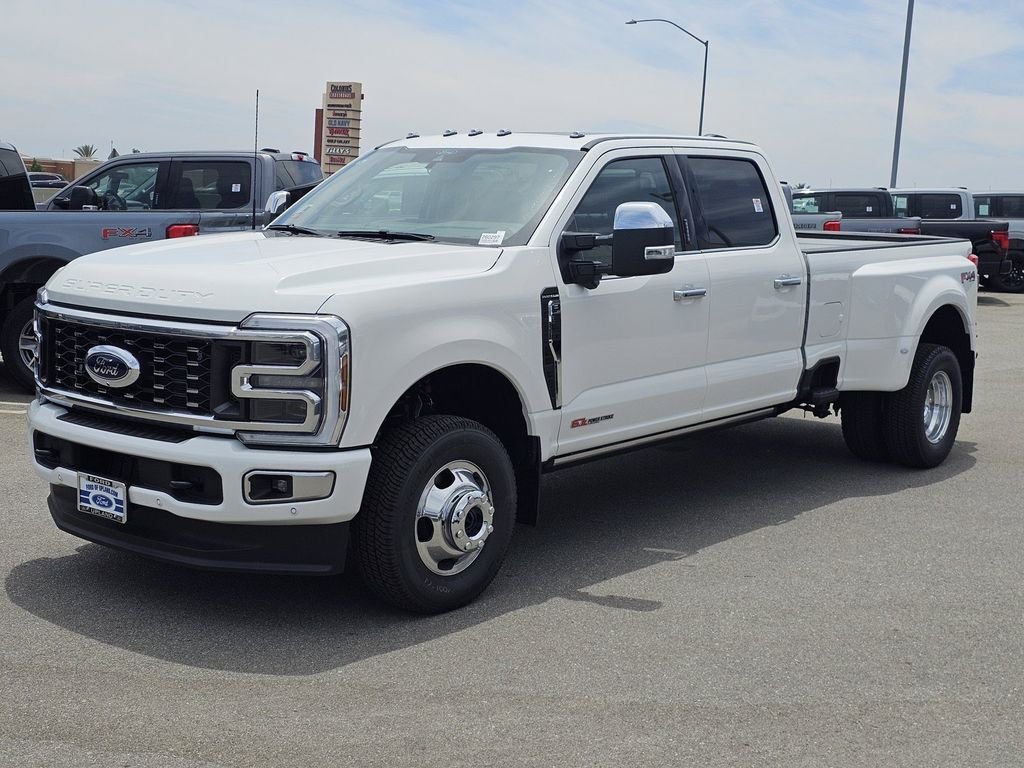 New 2026 White Ford Platinum image 4